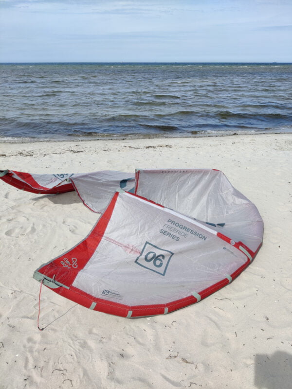 Eleveight PS V5 gebraucht 6qm light grey red – Bild 2